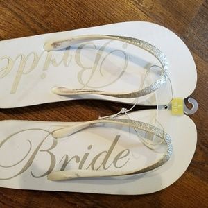 BRIDE FLIP FLOPS size large 9/10